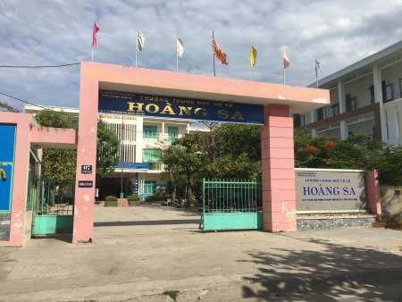 Trường THCS Hoàng Sa